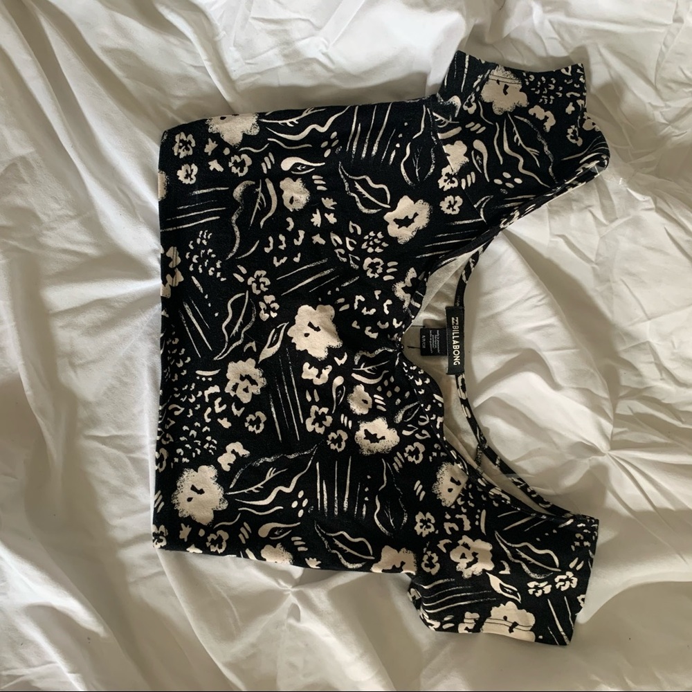 Billabong crop top